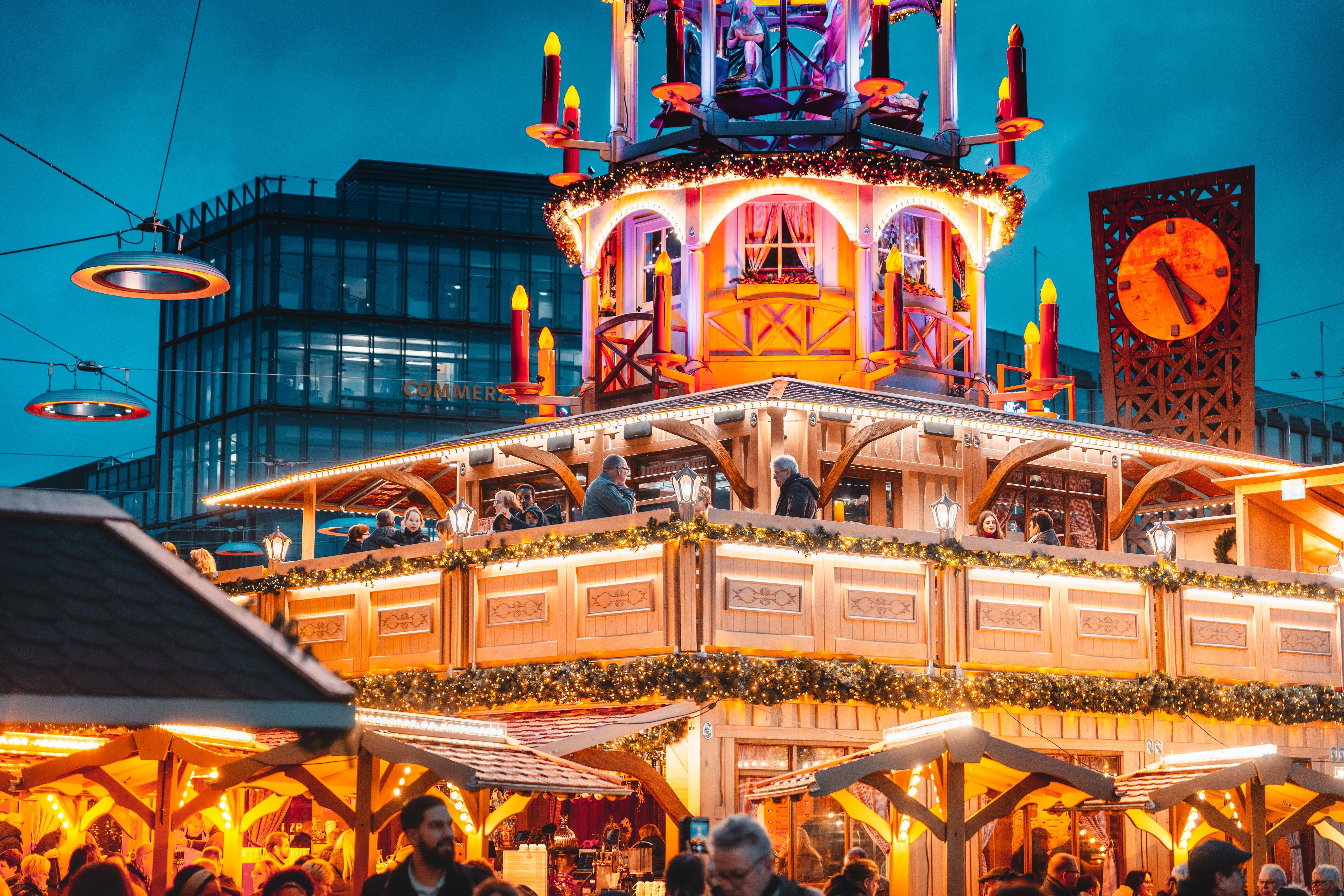 Amusement Park Fun Glasses Person Theme Park Urban