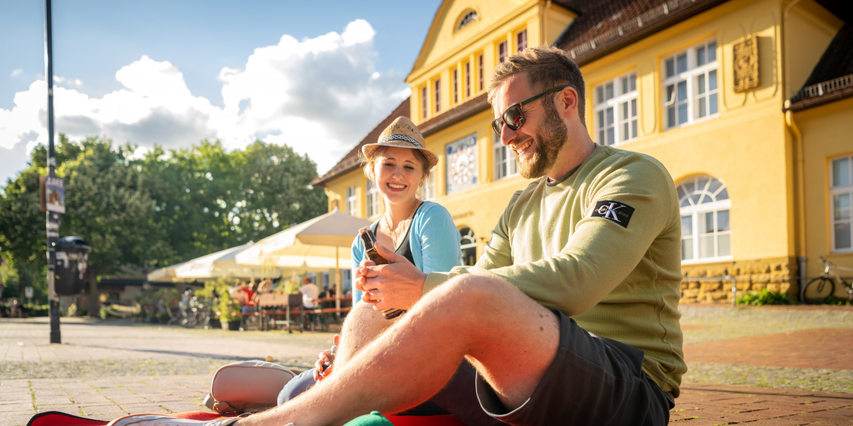(c) Teutoburger Wald Tourimus | D. Ketz Picknick auf dem Siegfriedplatz