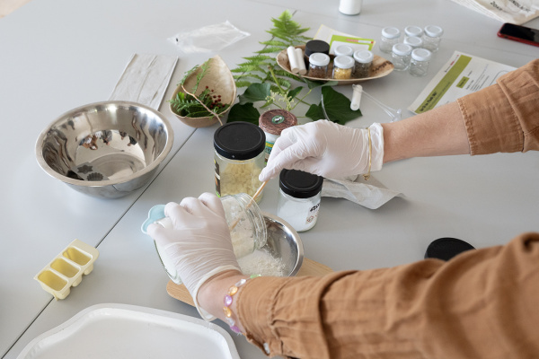 herstellen von Naturkosmetik