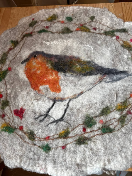 Mit Seife und Wasser und Wolle gefilzt 