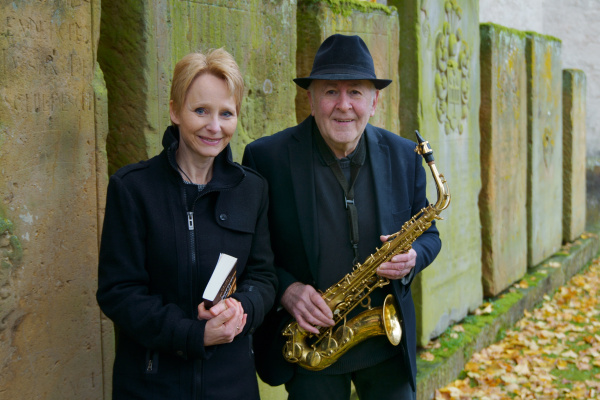 Lesung mit der Autorin Heike Rommel und Thomas Schweitzer am Saxofon